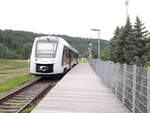 Zug nach Naumburg(Ost) am Startbahnhof Wangen(Unstrut) kurz vor der Abfahrt am 10.Juni 2019