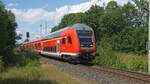 Der RE20 nach Magdeburg Hbf kurz hinter der Durchfahrt durch den Bahnhof Steinfeld.