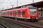 425 002-3 als RB 17810 von Schnebeck-Bad Salzelmen nach Stendal kurz nach der Ankunft in Stendal.22.09.2012 