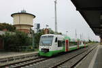 STB VT 114  (650 514) + VT 117 (650 517) als RB 81277 von Erfurt Hbf nach Meiningen, am 02.09.2023 in Arnstadt Hbf.