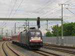 DB ES 64 U2-005 mit der RB 16318 von Halle (S) Hbf nach Eisenach, am 07.05.2014 in Erfurt Hbf.