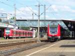 Links: RE-Zug nach Plochingen.