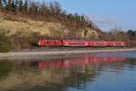 Sptnachmittag am berlinger See (|) - IRE 3 / 3064 von Friedrichshafen nach Basel Bad Bf am 06.03.2022 bei berlingen-Goldbach