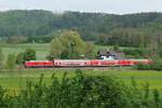 Auf der Fahrt von Friedrichshafen Hafen nach Basel Bad Bf befindet sich IRE 3 / 3052 am 07.05.2022 bei Stahringen