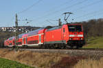 DB 146 202-7 & 146 208-4 mit RE 5 im Sandwich bei Uhingen 17.12.2021