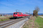 111 100 DB Regio mit RE 4858 (M�nchen Hbf - N�rnberg Hbf) bei P�lling, 11.04.2022