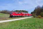 111 100 DB Regio schiebt RE 4863 (N�rnberg Hbf - M�nchen Hbf) bei Mimberg, 12.04.2022