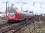 Der RE2 (RE 38165)aus Rathenow nach Cottbus fhrt am 20.03.2008 in den Bahnhof Lbbenau/Spreewald ein.
