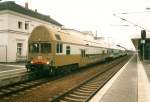 Ein Steuerwagen in DR-Farben habe ich in einem Regionalexpress aus Leipzig im August 1998 in Jterbog angetroffen.