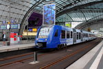 Der 620 915 auf der RE 2 von Zoologischer Garten nach Cottbus als RE 63882 am14.07.2016 beim Halt in Berlin Hbf.