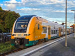 ODEG ET 3 462 616-8 mit dem RE 8 nach Baruth (Mark) in Wismar, 13.10.2026.