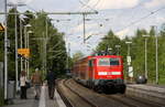 Ein Nachschuss von der 111 126 DB schiebt den RE4 aus Aachen-Hbf nach Dortmund-Hbf und kommt aus Richtung