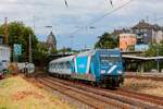 TCS 101 033-9 traincharter schiebend mit RE13-Ersatzzug in Wuppertal, Juli 2025.