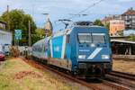 TCS 101 033-9 traincharter mit RE13-Ersatzzug in Wuppertal, Juli 2025.