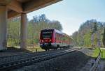 620 525 RB nach Köln unter der A 1 - Autobahnbrücke in Eu-Wißkirchen - 15.04.2015