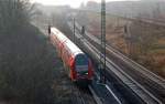 Whrend am 22.01.11 links die RB aus Leipzig Richtung Bitterfeld fhrt, kommt rechts die RB aus Halle(S) gefahren.