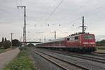 Nachschuss auf 111 064, welche am 16.09.2016 ihre RB (Müllheim (Baden) - Offenburg) aus dem Startbahnhof in RIchtung Buggingen schob.