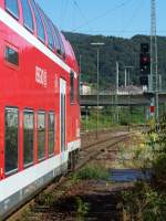 Rangierfahrt eines Regionalzuges, bestehend aus Dosto-Wagen und einer Br.146. Die Rangierfahrt fand in Heidelberg Hbf statt. Aufgenommen am 4.September 2007 am Bahnsteigende des Bahnhofes Heidelberg Hbf.