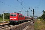 Am 08.07.2013 fuhr 111 064 mit einer RB nach Neuenburg (Baden) in den Bahnhof von Orschweier ein in Richtung Freiburg.