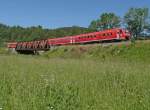 Auf der Fahrt von Neustadt (Schwarzwald) nach Ulm passiert am 09.06.2014 IRE 3209 die Brcke ber den Triebwerkskanal von Thiergarten.