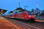 Zwischenhalt am Abend des 09.11.2013 von 146 114-4  Baden-Württemberg erfahren  mit einem RE aus Basel Bad Bf nach Offenburg in Müllheim (Baden).