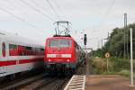 Ausfahrt von der Freiburger 111 048-1 am 02.09.2014 mit einer RB (Schliengen - Offenburg) aus Orschweier.