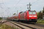 Nachschuss auf die Ausfahrende 146 111-0 mit einem RE (Schliengen - Offenburg) am 05.09.2014 in Müllheim (Baden) gen Norden.