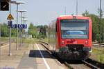 Aulendorf am 29. Mai 2017. Der RB nach Lindau Hbf verläßt den Bahnhof in Richtung Bad Waldsee auf der KBS 753.