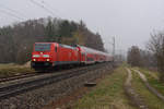 146 240 mit dem RE 4858 (München Hbf - Nürnberg Hbf) bei Postbauer-Heng, 27.02.2020
