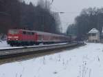 RE 79019 Mnchen Hbf - Salzburg Hbf mit 111 053 am 30.12.10 bei der Einfahrt in Aling (Obb).