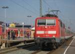 111 176 erreicht am 20.April 2011 mit der RB 58804 nach Neustadt(Aisch) den Bahnhof Frth.