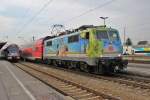 Am 11.11.2012 war 111 066 mit dem München-Salzburg-Express in Freilassing auf dem Weg nach Salzburg Hbf.