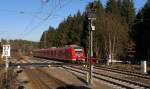 Ein 425er in der Kreuzstrasse (bei München) Richtung Holzkirchen am 13.12.2013