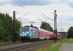 146 246  Bahnland Bayern  zieht am 11.August 2016 einen RE nach Frankfurt(Main)Hbf bei Thüngersheim in Richtung Gemünden(Main).