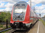 Einfahrt 445 006 / 445 002 als RE 5 (4359) von Elsterwerder in den einzigen Bahnsteig des für längere Zeit in Umbau befindlichen Bahnhof Wünsdorf-Waldstadt am 17.