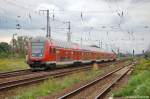 RE1 (RE 18122) von Frankfurt(Oder) nach Magdeburg Hbf in Priort am 29.08.2011. Vom 26.08.2011 bis zum 05.09.2011 entfallen wegen Bauarbeiten die Halte in Berlin-Wannsee und in Potsdam und der RE1 wird deshalb ber den Westlichen Berliner Auenring (BAR) umgeleitet und hlt in Golm.