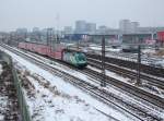 Hier verlsst 182 013 ( BUGA-Lok ) mit ihrem RE 1 den Berliner Ostbahnhof in Richtung Frankfurt (Oder).