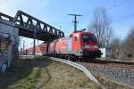 BR 182 (182 009) ist am 22.03.2015 unterwegs auf der RE 1 nach Frankfurt Oder. Aufgenommen am BÜ 32,2 / Potsdam Kuhforter Damm.
