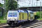 Verkehrsgesellschaft Start Unterelbe mbH, Cuxhaven [D] mit der „246 006-1 “[NVR: „92 80 1246 006-1 D-BTH“], Name: „Hemmoor“ mit dem RE 5 aus Cuxhaven bei der