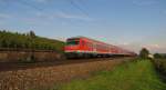 Damals noch in Hand von DB Regio war der Nahverkehr auf der rechten Rheinstrecke, als am 01.10.2010 die RB 15534 (Wiesbaden Hbf - Koblenz Hbf) mit DB 143 198-0 bei Erbach (Rheingau) unterwegs war.