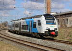 4746 803(Hansestadt Stralsund)als RE 76360 von Sassnitz nach Rostock bei der Einfahrt im Rostocker Hbf.03.04.2022