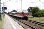 Am 18.07.2012 begegnete mir ein leider unbekannter Flirt-Triebzug im Bahnhof Velgast auf der Fahrt von Stralsund nach Rostock.