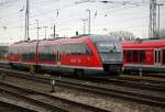 Der ex Nrnberger 642 579-6 als RE 13121 von Wismar nach Tessin bei der Ausfahrt im Rostocker Hbf.06.03.2015