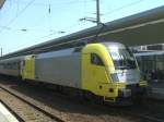 ES 64 U2-095 im Schub der RB 40  Ruhr Lenne Bahn   Essen-Hagen ohne ABELLIO Logo in Bochum Hbf.