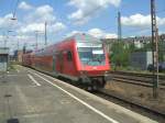 RB 56  Der Iserlohner  fhrt mit Steuerwagen Nr.:50 8080 35 331-3
und der BR 143 838-8 im Schub in den Hagener Hbf. ein. Dieser
Zug besteht nur aus 2 Einheiten.