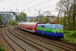 111 074  Hilde  mit RB48-Ersatzzug in Wuppertal, am 25.04.2022.