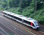 Abellio Triebwagen vom Typ FLIRT des Herstellers Stadler auf dem Weg nach Hagen, kurz nach dem er Essen HBF verlassen hat.