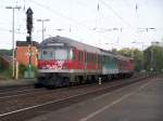 Ein Regionalzug bei der EInfahrt in den Bahnhof Unna. In diesem zug war noch ein Mintgrner Ex-Silberling eingereiht. Diser Zug wurde von einer Br.110 geschoben und hatte das Ziel: Dortmund Hbf. Aufgenommen am 5.Oktober 2007 in Unna.