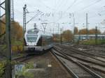 ABELLIO Flirt ,RB 40 (Essen-Hagen)in voller Lnge war ein Flop , statt plan gerade auf Gleis 5, bog er ausweichend auf Gleis 6 im Bochumer Hbf.