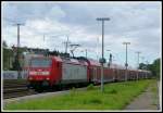 146 028 ist eine von vielen Loks bei DB Regio NRW, welche die Reklame  Damit Deutschland vorne bleibt  besitzt.
